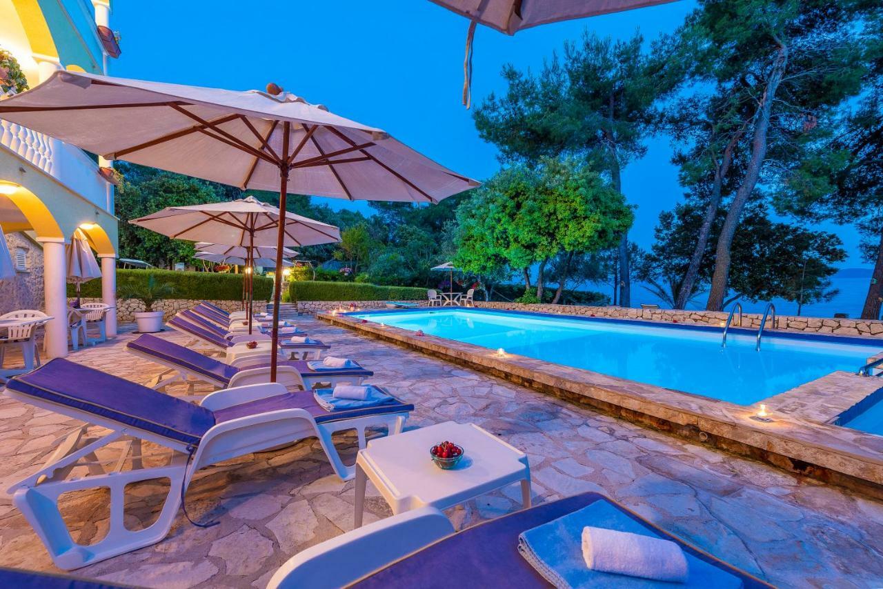 Villa Nela Petrcane Luaran gambar